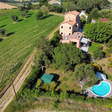 Casali Marchigiani - Ville Vacanza Private Con Piscina Ostra Luaran gambar