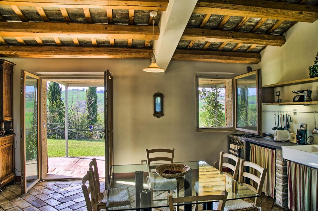 Casali Marchigiani - Ville Vacanza Private Con Piscina Ostra Luaran gambar
