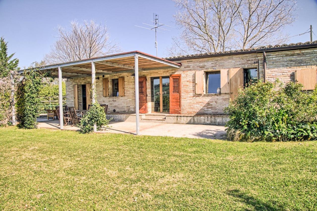 Casali Marchigiani - Ville Vacanza Private Con Piscina Ostra Luaran gambar