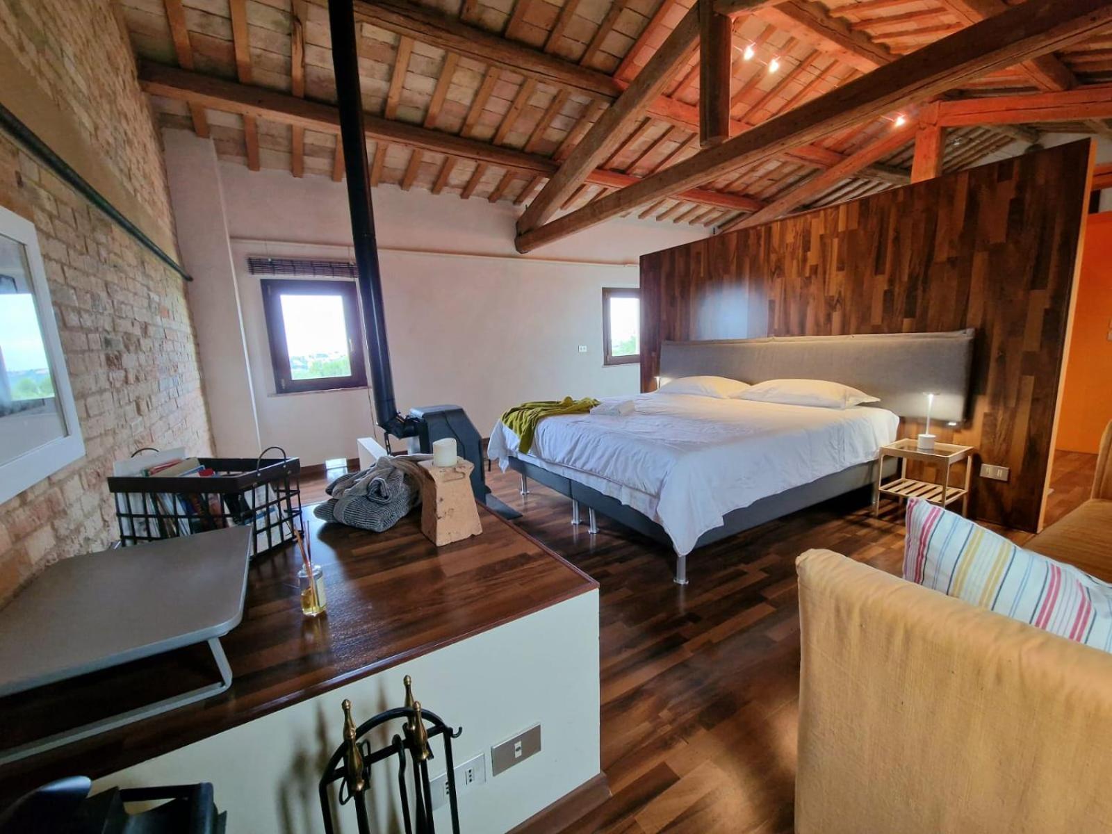 Casali Marchigiani - Ville Vacanza Private Con Piscina Ostra Luaran gambar
